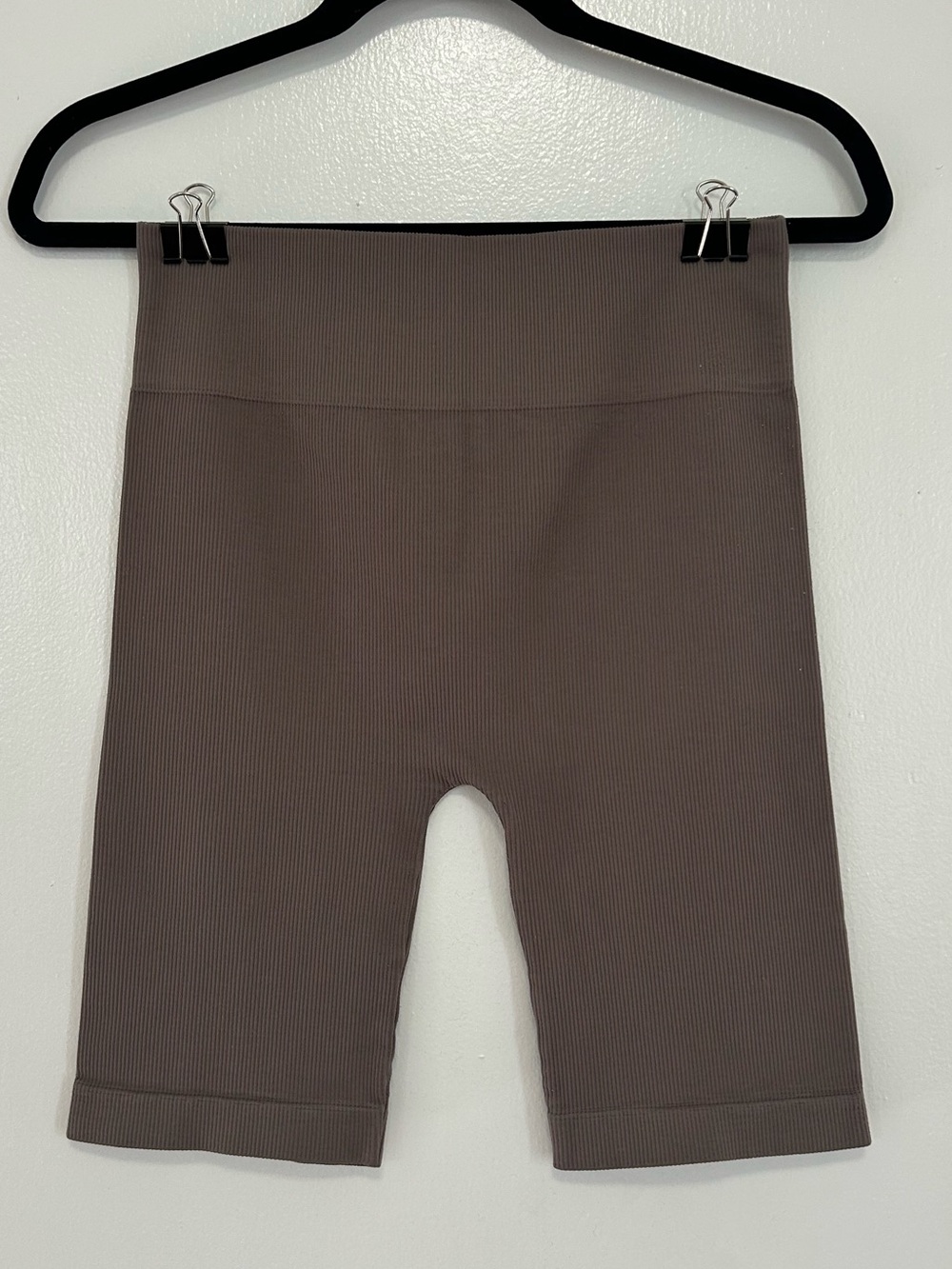 avocado Ribbed High-Waist Biker Shorts — Taupe